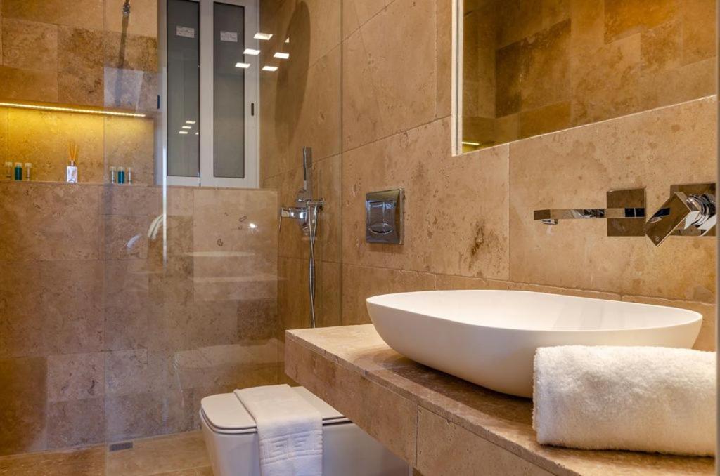 Hygge Holiday Home With Large Communal Pool And Private Hot Tub Xagħra Εξωτερικό φωτογραφία